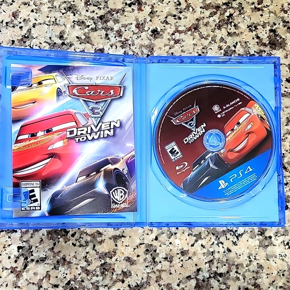 Cars 3 game PS4 - Picture 2 of 2